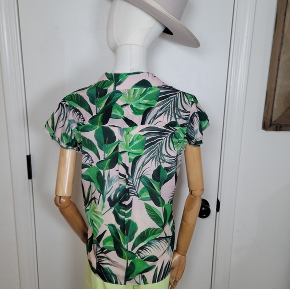 Alice + Olivia Tropical Leaf Print Resortwear Beach Summer Silk Blouse Size XL/L - Picture 9 of 13